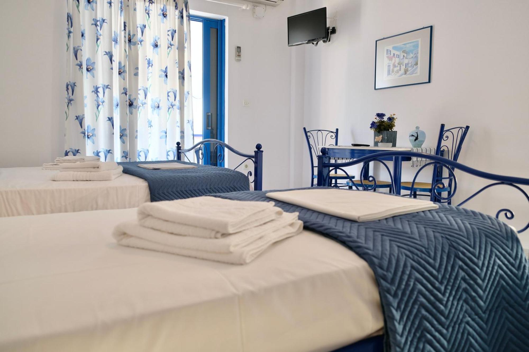 Leventis Apartments Rovies Exterior foto