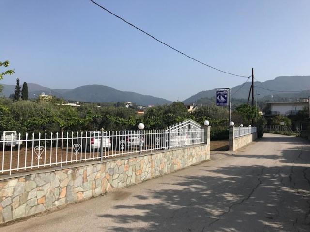 Leventis Apartments Rovies Exterior foto